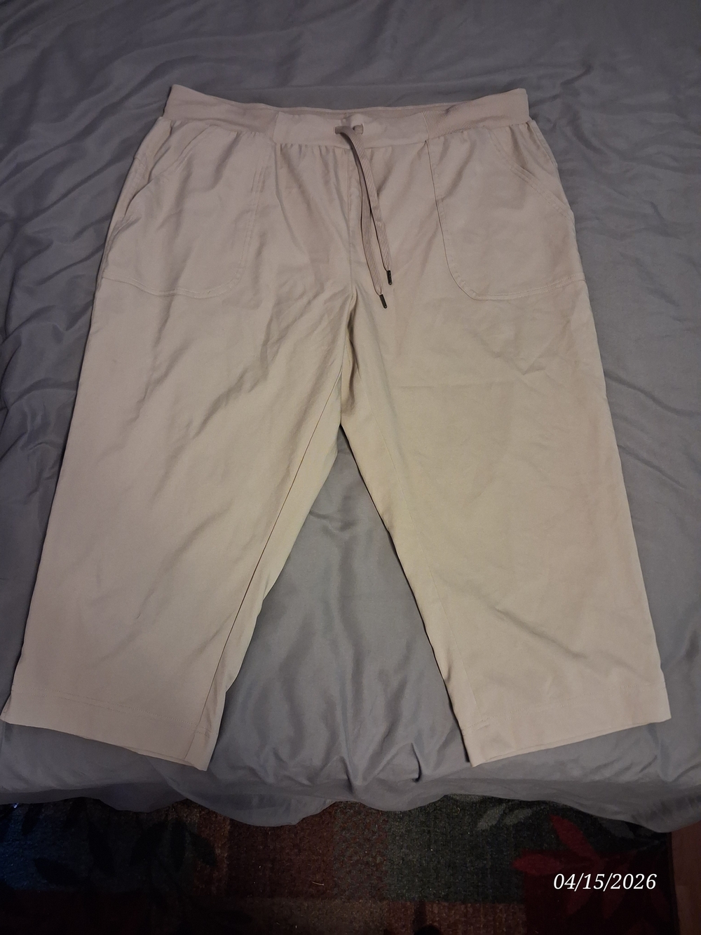 St. John's Bay Light Cream Capri Pants with Drawstring Waist